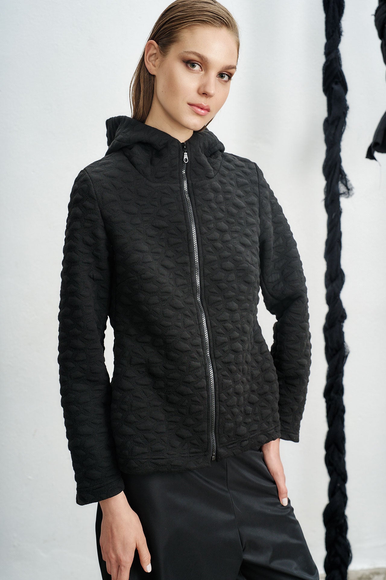 AGAPI HOODED JACKET